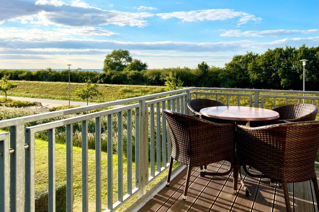 Villa Deichgraf 12 "Meerblick" Бёргеренде-Ретвиш Экстерьер фото