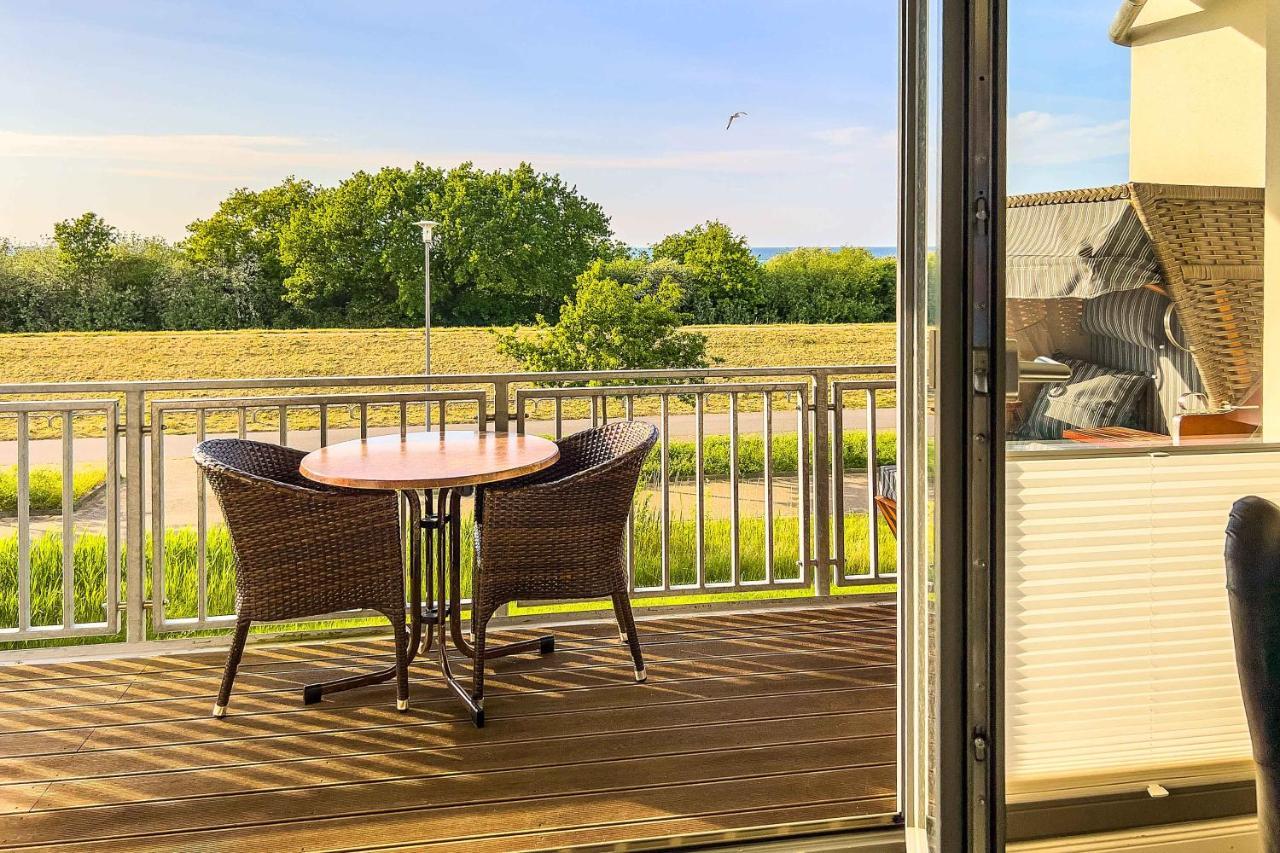 Villa Deichgraf 12 "Meerblick" Бёргеренде-Ретвиш Экстерьер фото